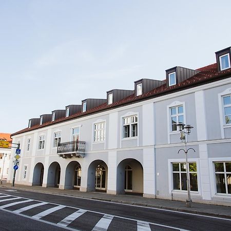 Gospić Hotel Stara Lika מראה חיצוני תמונה