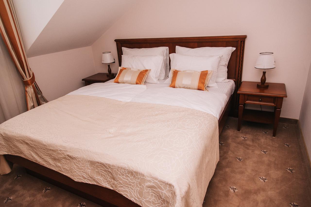 Gospić Hotel Stara Lika מראה חיצוני תמונה