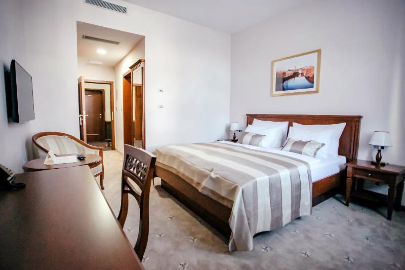 Gospić Hotel Stara Lika מראה חיצוני תמונה