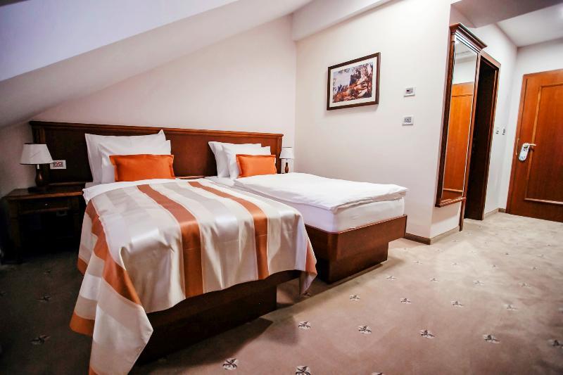 Gospić Hotel Stara Lika מראה חיצוני תמונה